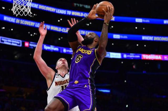 开云-38岁的第一次轮休 詹姆斯储蓄能量迎接新一轮挑战